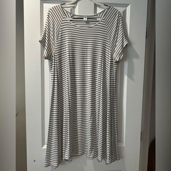 Old Navy L shirt dress - Picture 1 of 1